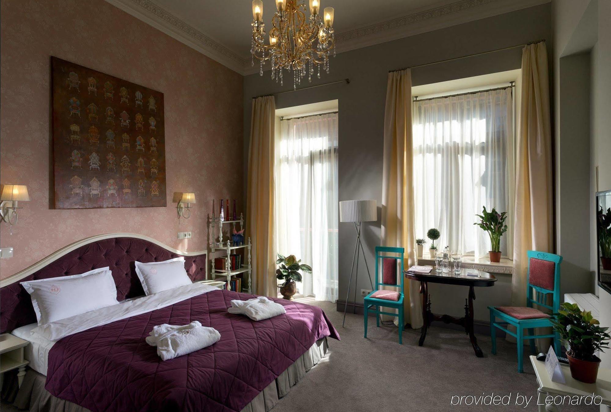 Hotel 19 Harkiv Cameră foto